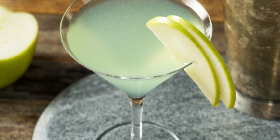 Apple Martini (Appletini) kokteilis