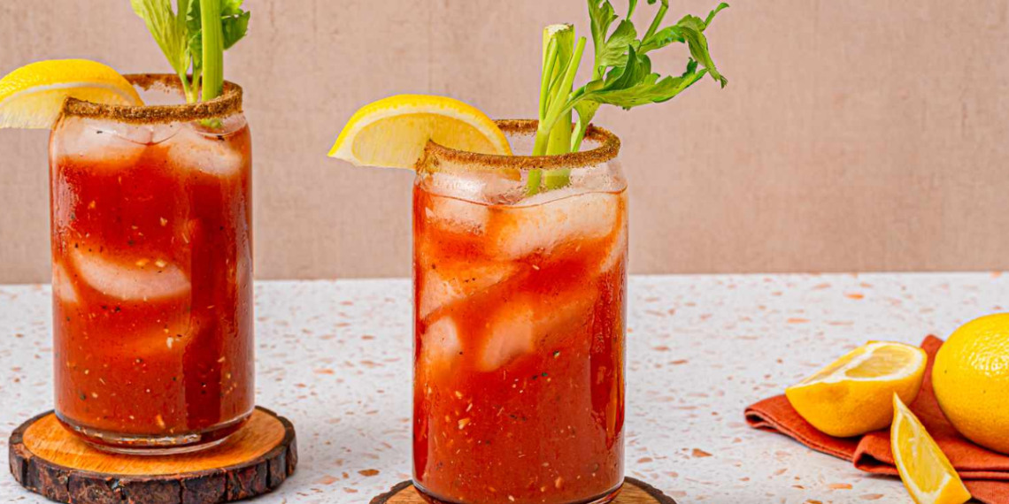 Bloody Mary (Kruvinoji Merė) kokteilis