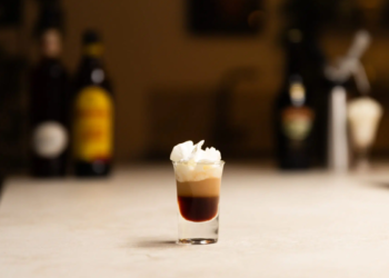 Blow Job Shot kokteilis