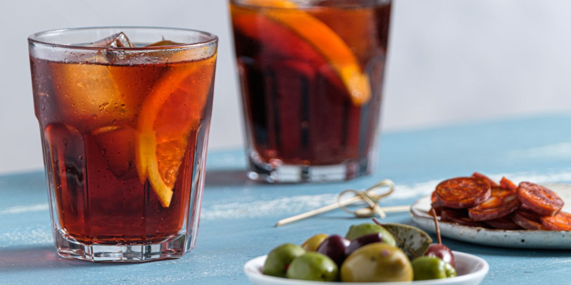 Calimocho (Kalimotxo) kokteilis